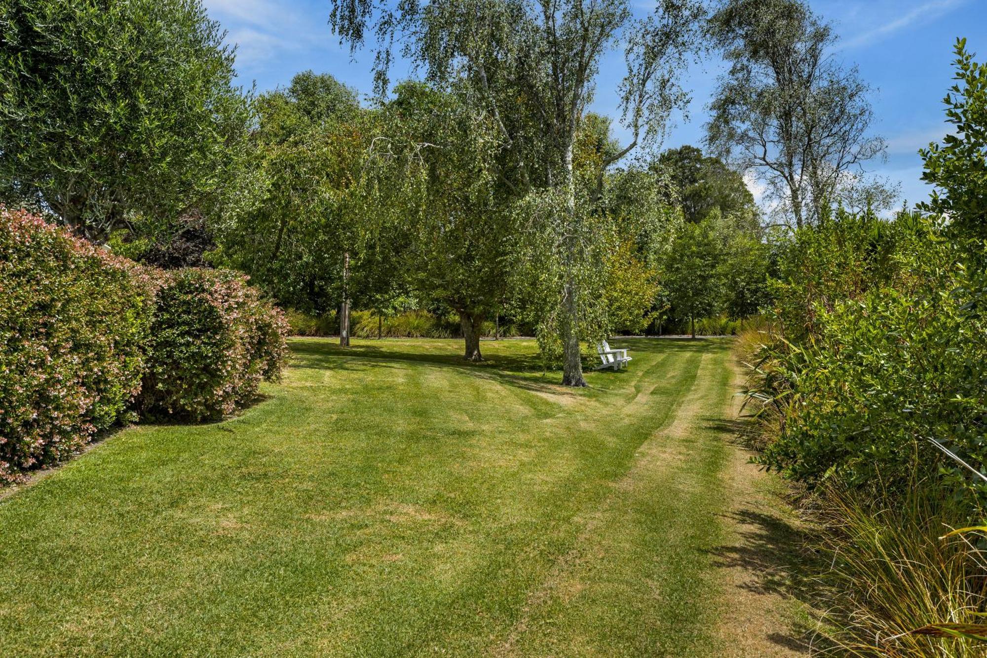Riverview Retreat Riverhead Екстериор снимка